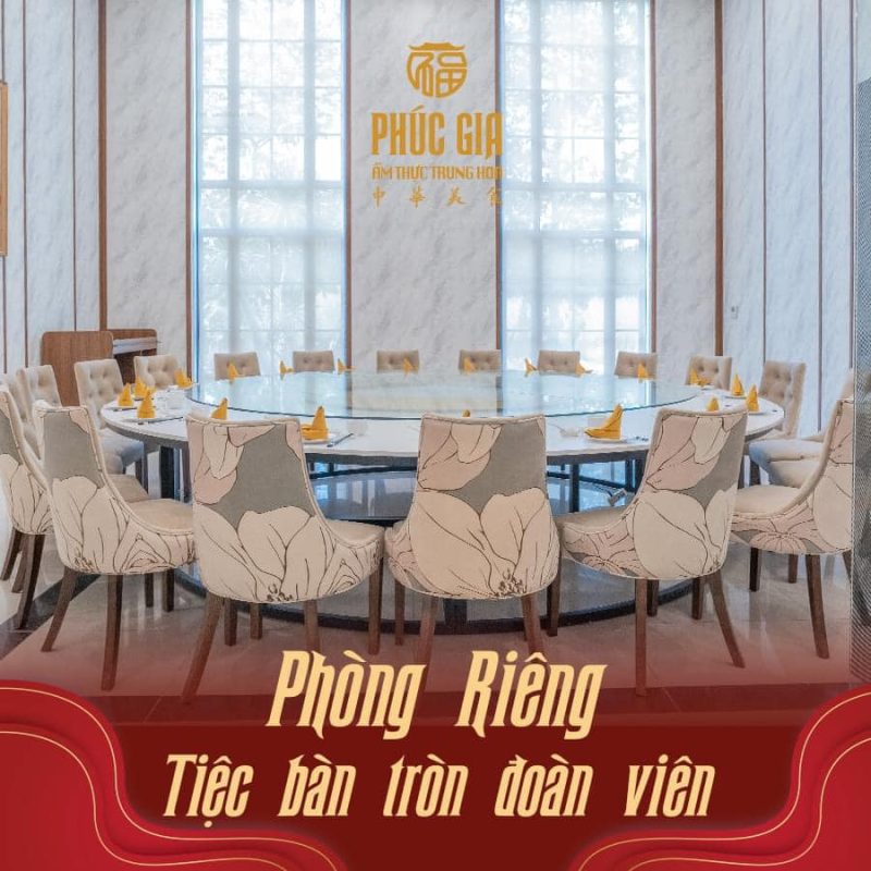 nhà hàng hoa phúc gia không gian