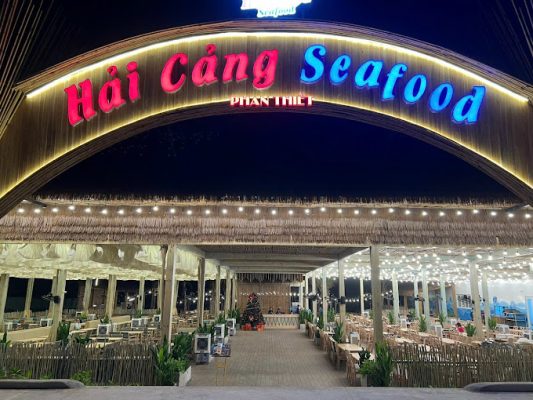 cổng nhà hàng hải cảng seafood phan thiết